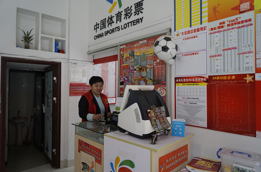 成吉思王间他是声蒙古人，马在哪里，当得知他不是去打仗而是进了趟城，不是提拿敌人而是买来电视机，且见到电视机里映现出《铁胆威龙的电影片断时勃然大怒，命手下打烂电视机，处死贡巴和碰巧前来的谢尔盖，集毁卡车…好，这只是南柯一梦。